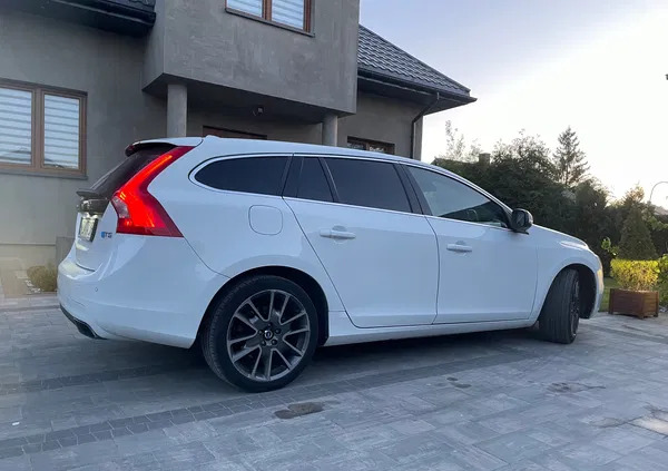 volvo v60 gubin Volvo V60 cena 62000 przebieg: 146000, rok produkcji 2014 z Gubin